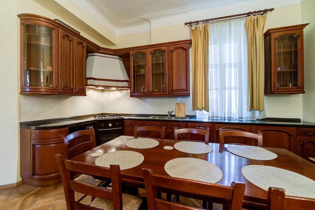 Zizu Hotel Saint Petersburg Ngoại thất bức ảnh